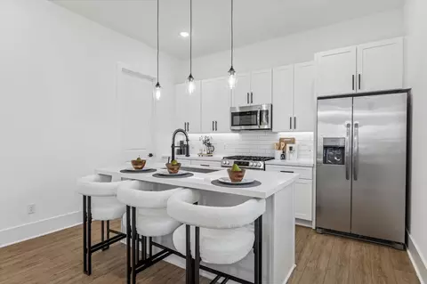 5623 Azores, Houston, TX 77091