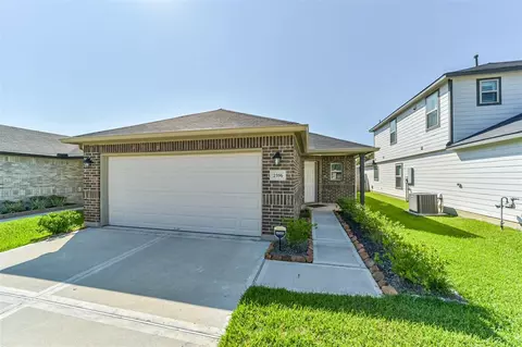 2106 Twisted Cedar Ct, Conroe, TX 77301 photo 1