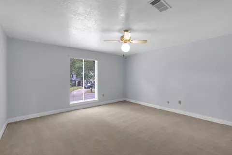 Bedroom - 8111 Northbridge Dr, Spring, TX 77379 photo 4 of 4