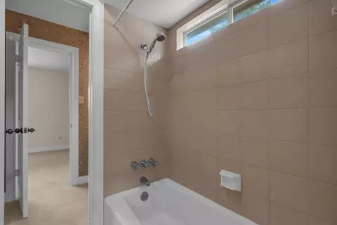 Bath - 8111 Northbridge Dr, Spring, TX 77379 photo 4 of 7