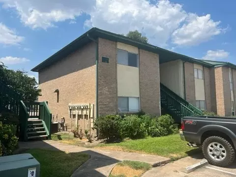 1516 Bay Area Blvd #B2, Houston, TX 77058