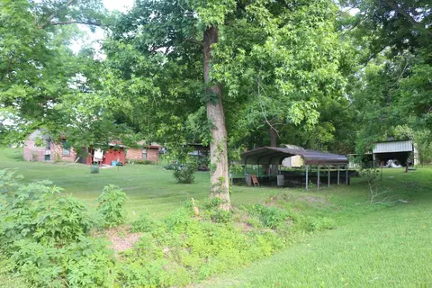 30 Moss Hill Ln, Point Blank, TX 77364