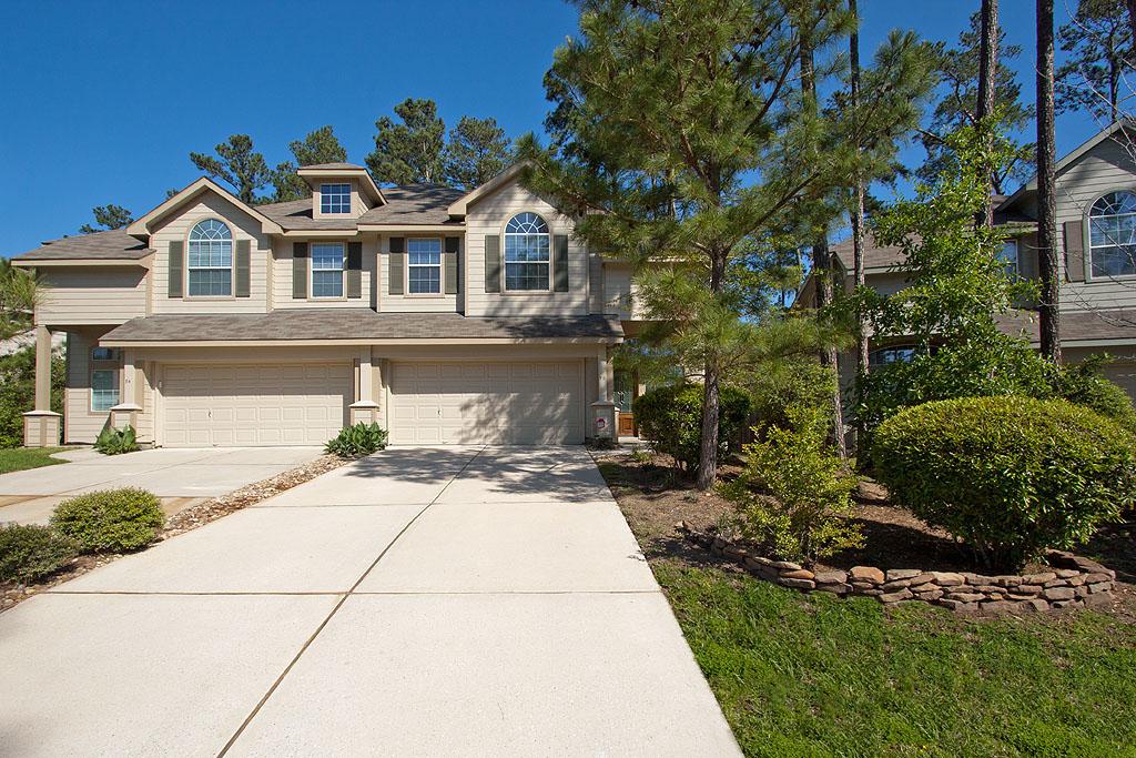 70 Twinvale Loop, Conroe, TX 77384 photo 1