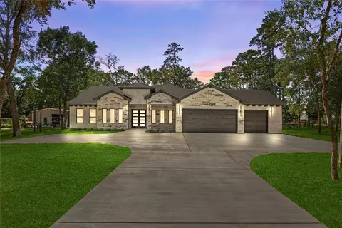 26819 S Creek Dr, Magnolia, TX 77354