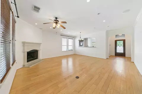 Living - 24527 Spring Harbor Dr, Spring, TX 77373 photo 2 of 4