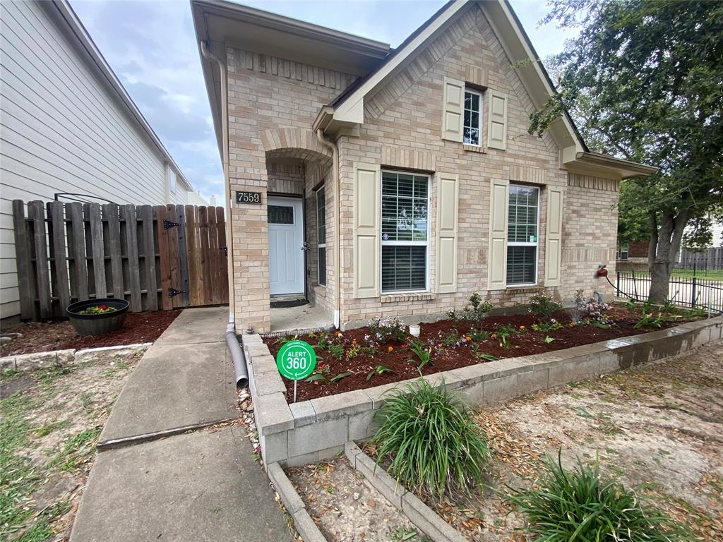 7559 Autumn Sun Dr