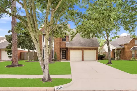 14534 Fair Knoll Way, Houston, TX 77062