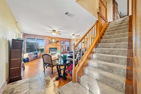 Entry Way - 25948 Nelson Rd, Hempstead, TX 77445 photo 1 of 2