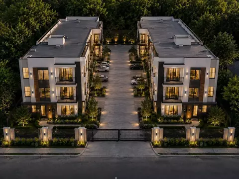 2405 Berry St, Houston, TX 77004