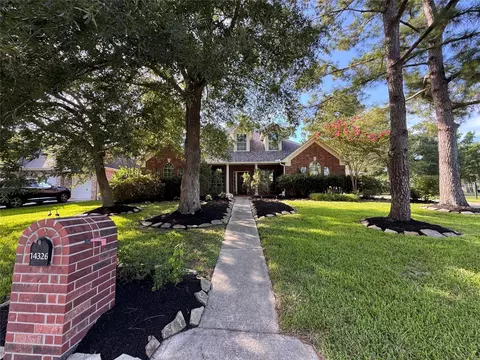 14326 Chartley Falls Dr, Houston, TX 77044