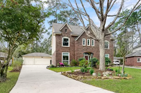 92 S Bonneymead Cir, The Woodlands, TX 77381