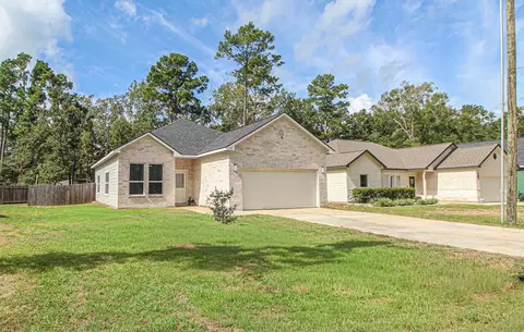 166 S Village Cove Loop, Livingston, TX 77351