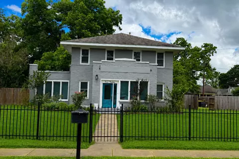 719 N Resident St, Wharton, TX 77488