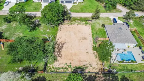 26564 Callie Dr, Hempstead, TX 77445