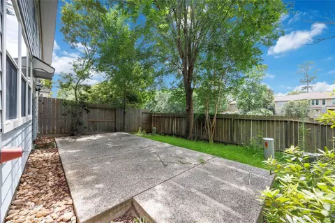 Exterior - 71 Summerhaze Cir, Spring, TX 77382 photo 2 of 4