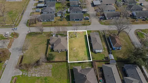 2209 Sakowitz St, Houston, TX 77020
