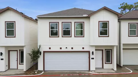 11621 Waldemar Dr, Houston, TX 77077