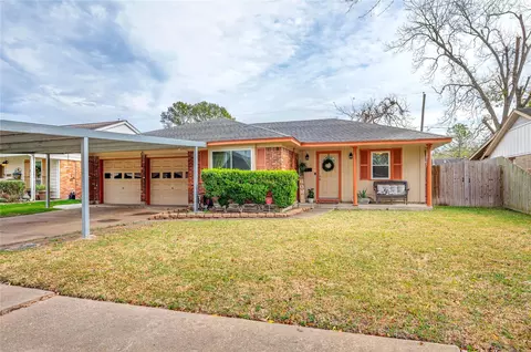 2409 Raspberry Ln, Pasadena, TX 77502 photo 1