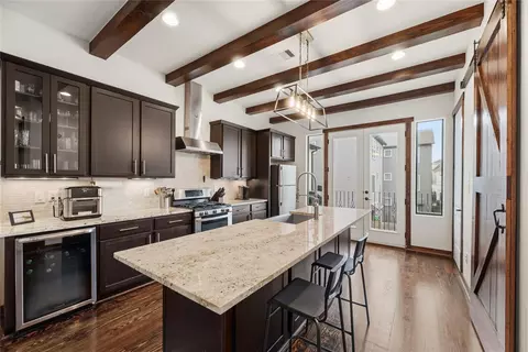 5733 Kiam St, Houston, TX 77007