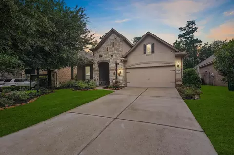 6 Inland Prairie Dr, Tomball, TX 77375