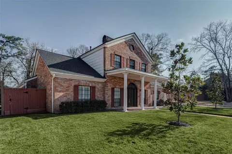 Exterior - 7631 Post Bridge Rd, Spring, TX 77389 photo 2 of 8