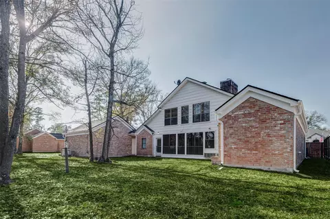 Exterior - 7631 Post Bridge Rd, Spring, TX 77389 photo 6 of 8