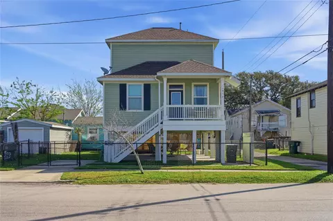 1912 55th St, Galveston, TX 77551