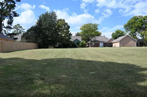 00 E Shore Dr, Willis, TX 77318 photo 2