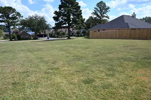 00 E Shore Dr, Willis, TX 77318