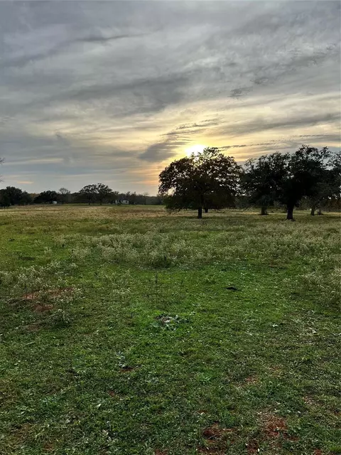 tbd E Us Hwy 90, Waelder, TX 78959