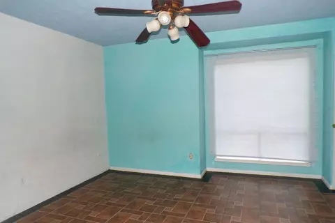 8589 Wilcrest Dr, Houston, TX 77099