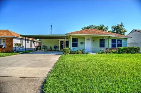 2004 W Gulf St W, Baytown, TX 77520