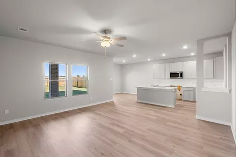 Living - 2910 Wind Cave Ln, Rosharon, TX 77583 photo 1 of 3