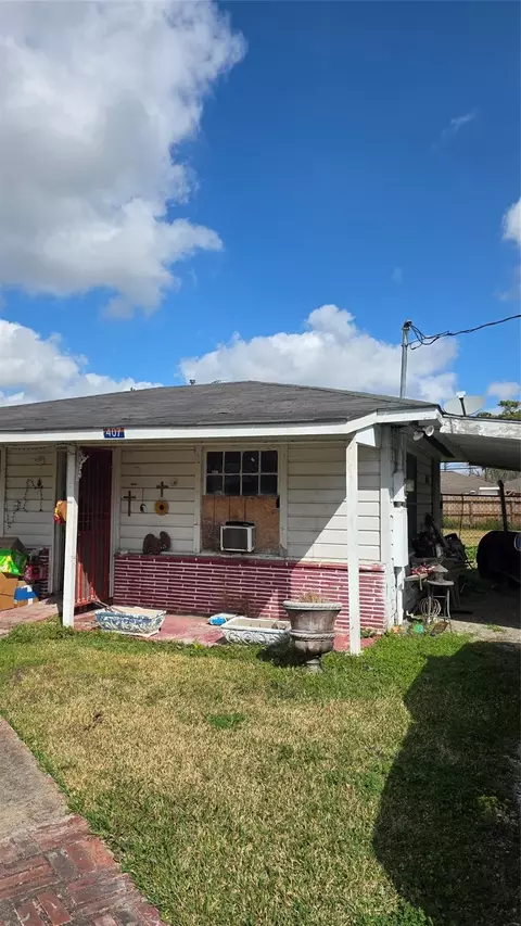 407 Turner Dr, Houston, TX 77076