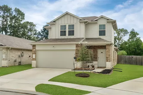 22306 Forest Gorge Ln, Spring, TX 77373