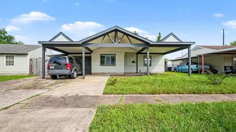 12453 Dorwayne Ct, Houston, TX 77015