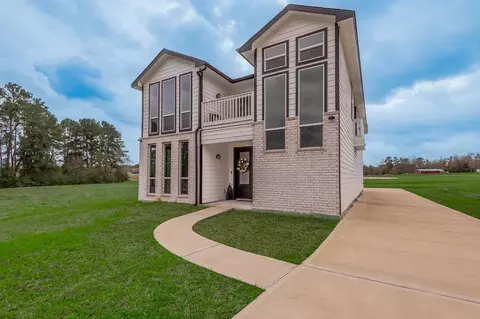 97 Oakridge S, Trinity, TX 75862