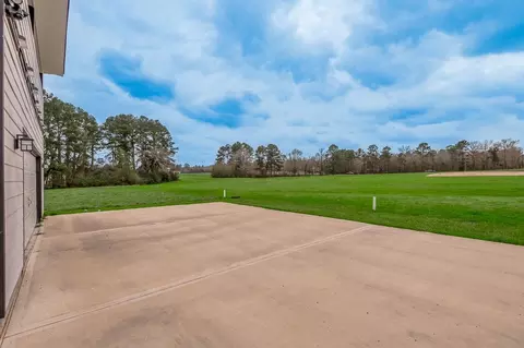 Exterior - 97 Oakridge S, Trinity, TX 75862 photo 4 of 10