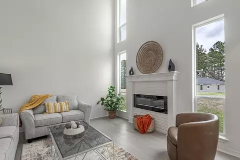 Living - 97 Oakridge S, Trinity, TX 75862 photo 1 of 4