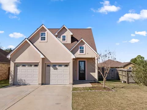 4404 Cardinal Dr, Bay City, TX 77414