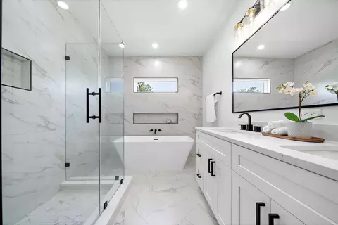 6128 Endeavor Heights Rd, Houston, TX 77091