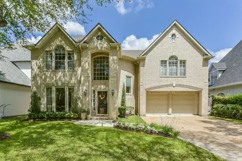 5346 Navarro St, Houston, TX 77056