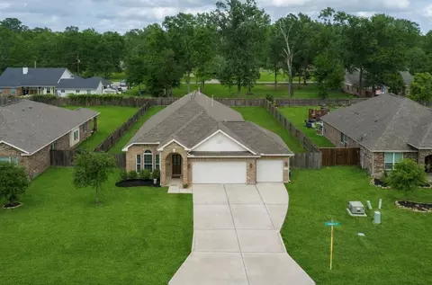71 Sable Dr, New Caney, TX 77357