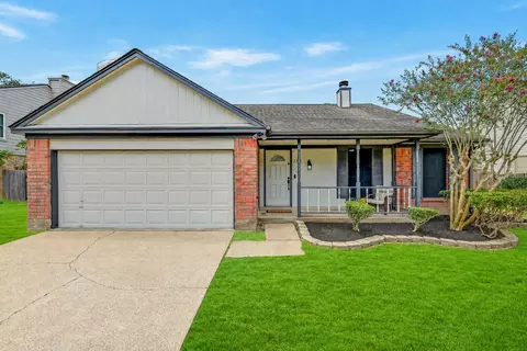 2708 Glendale Dr, Pearland, TX 77584