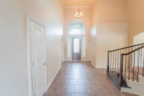 Entry Way - 7218 Kerrigan Ct, Spring, TX 77379 photo 2 of 9