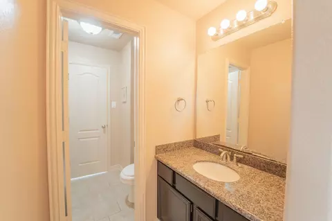 Bath - 7218 Kerrigan Ct, Spring, TX 77379 photo 8 of 8