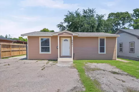 10621 Lane St, Houston, TX 77029