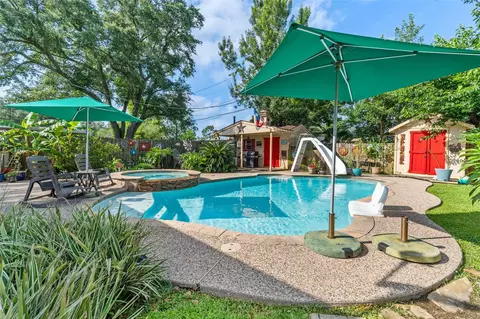 609 David Ave, League City, TX 77573