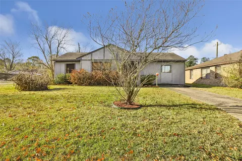 2003 Texoma St, Baytown, TX 77520