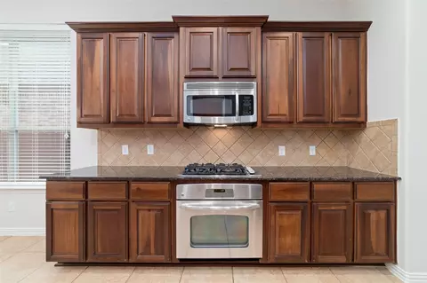 Kitchen - 18331 First Bend Drive Dr, Cypress, TX 77433 photo 2 of 4